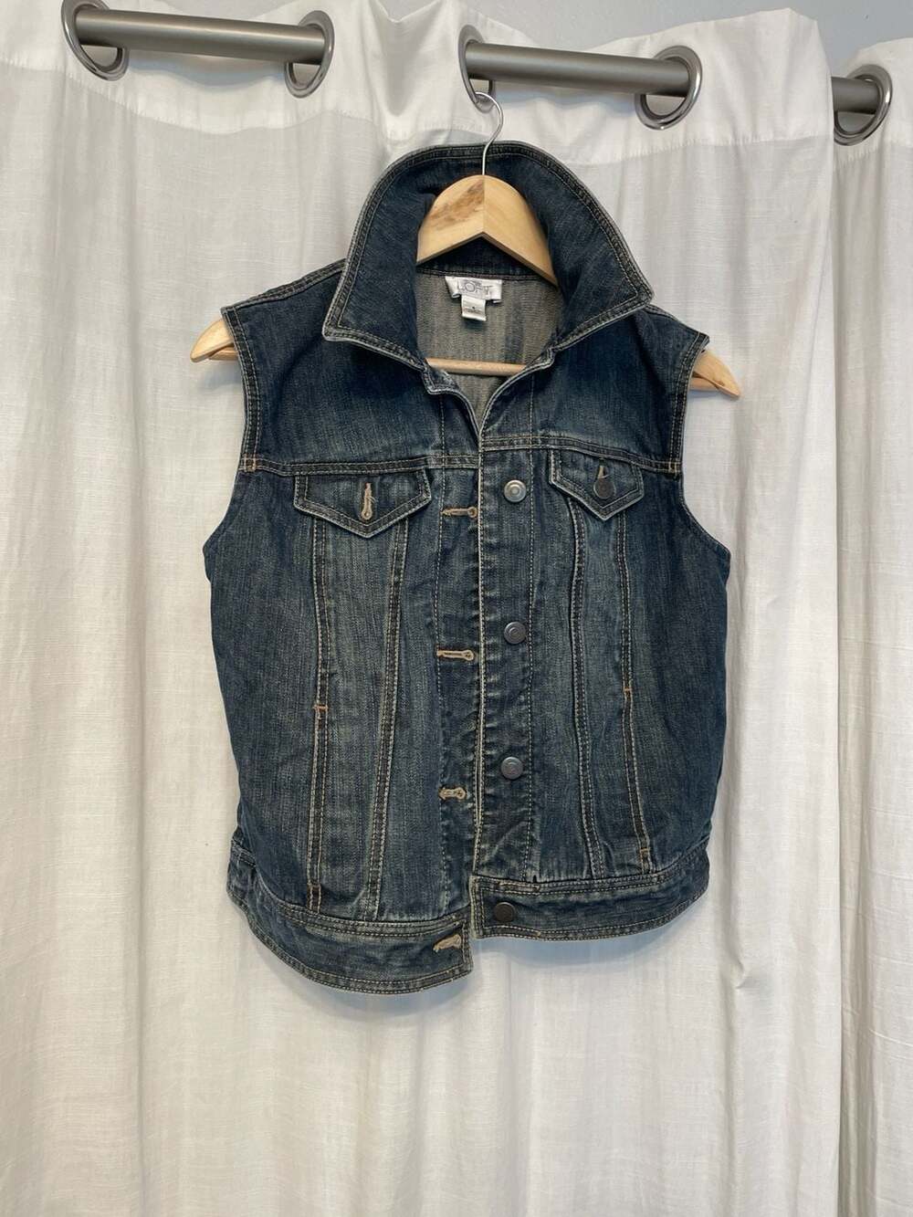 Ann Taylor LOFT Dark Wash Denim Trucker Vest Women's Size 8